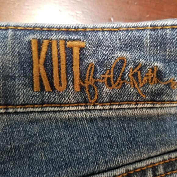 Kut From The Kloth Women's Blue Medium Wash Jeans Slim Straight Leg Size 4 - Picture 4 of 9